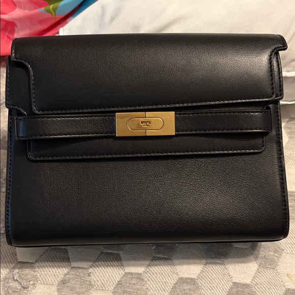 Tory Burch
Lee Radziwill Leather Shoulder Bag - Picture 3 of 11